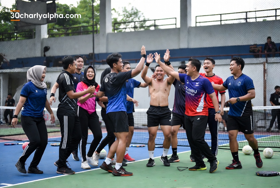 Tren Olahraga Padbol: Kombinasi Tenis & Sepak Bola